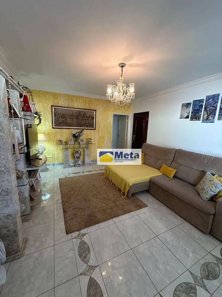 Casa, 3 quartos, 250 m² - Foto 3
