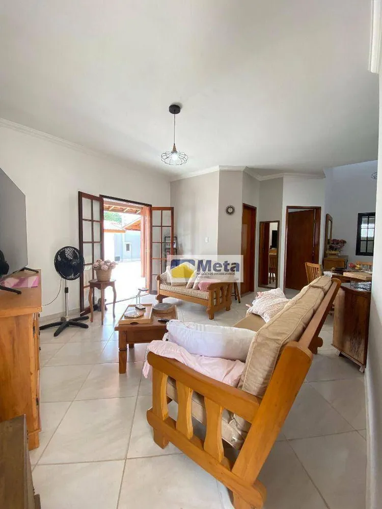 Casa, 3 quartos, 206 m² - Foto 4