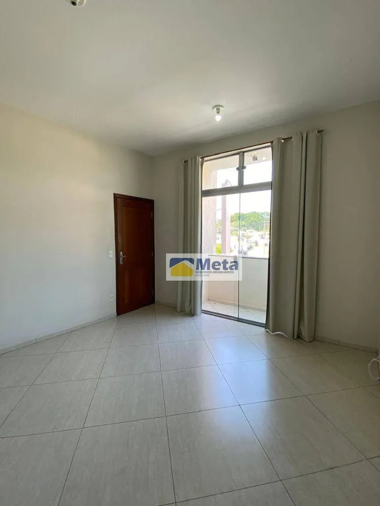 Apartamento, 2 quartos, 60 m² - Foto 2