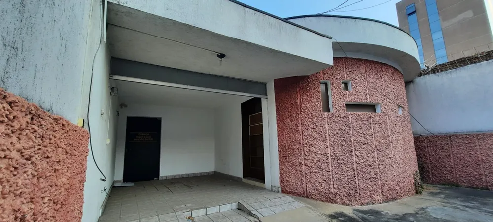Casa, 4 quartos, 192 m² - Foto 1