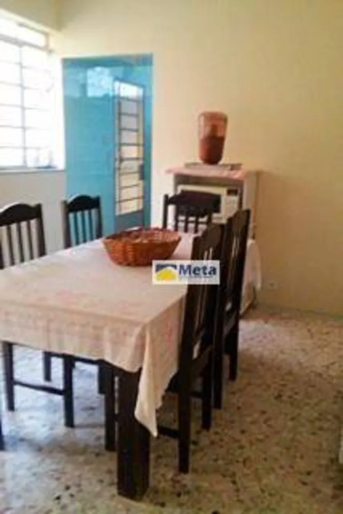 Casa, 3 quartos, 218 m² - Foto 3