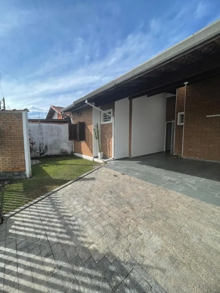 Casa, 3 quartos, 142 m² - Foto 1