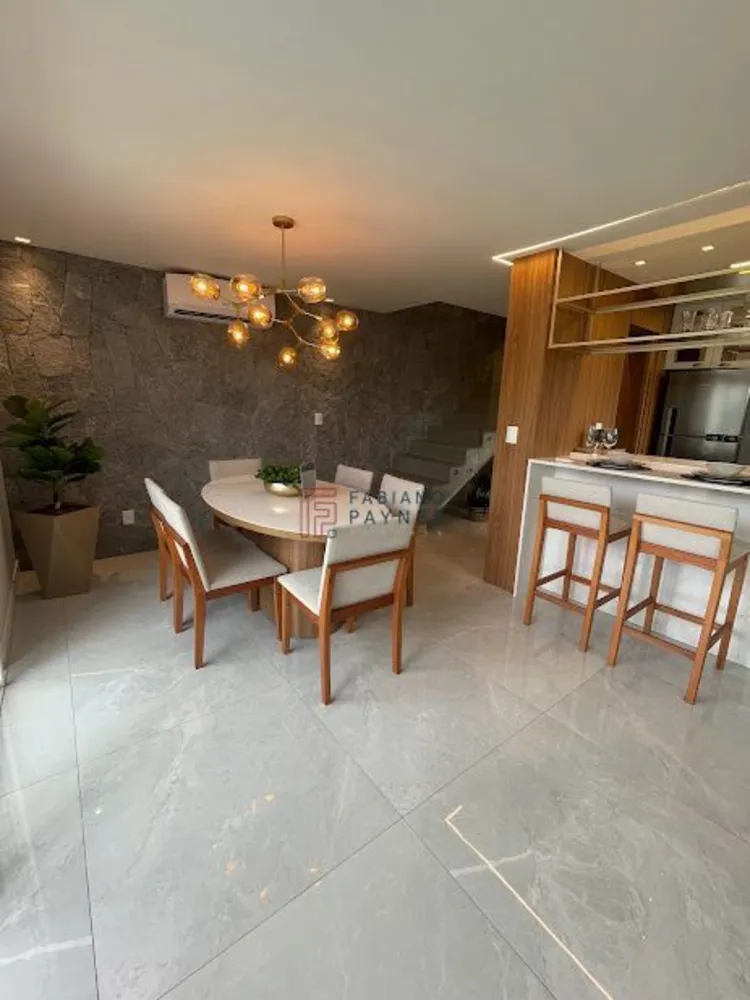 Casa, 3 quartos, 213 m² - Foto 2