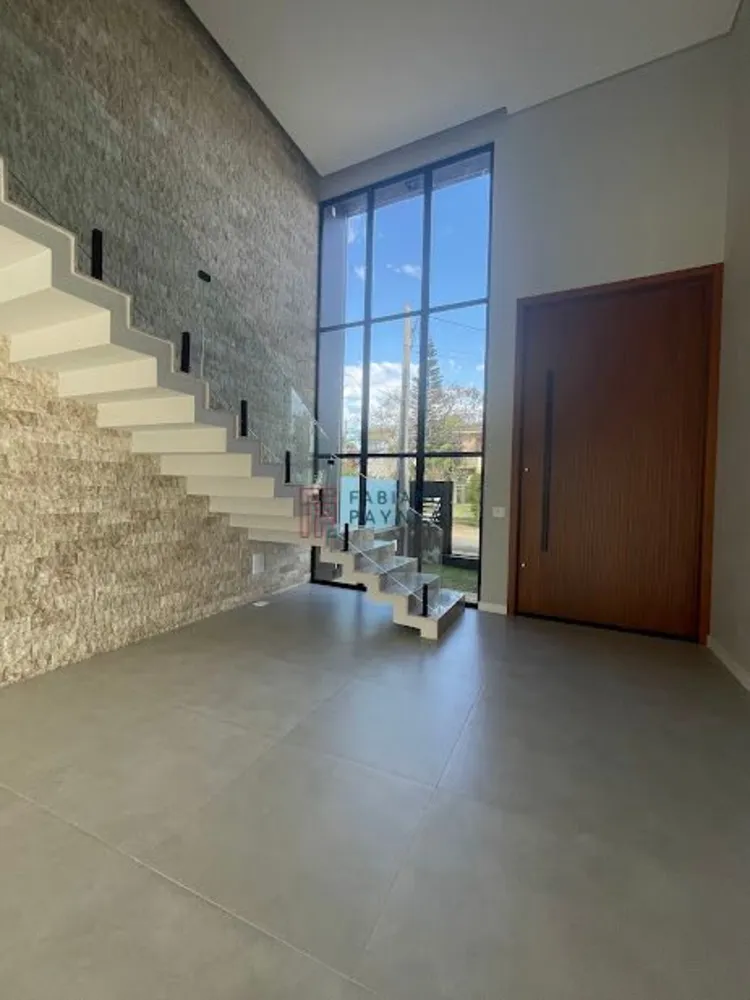 Casa, 3 quartos, 273 m² - Foto 1