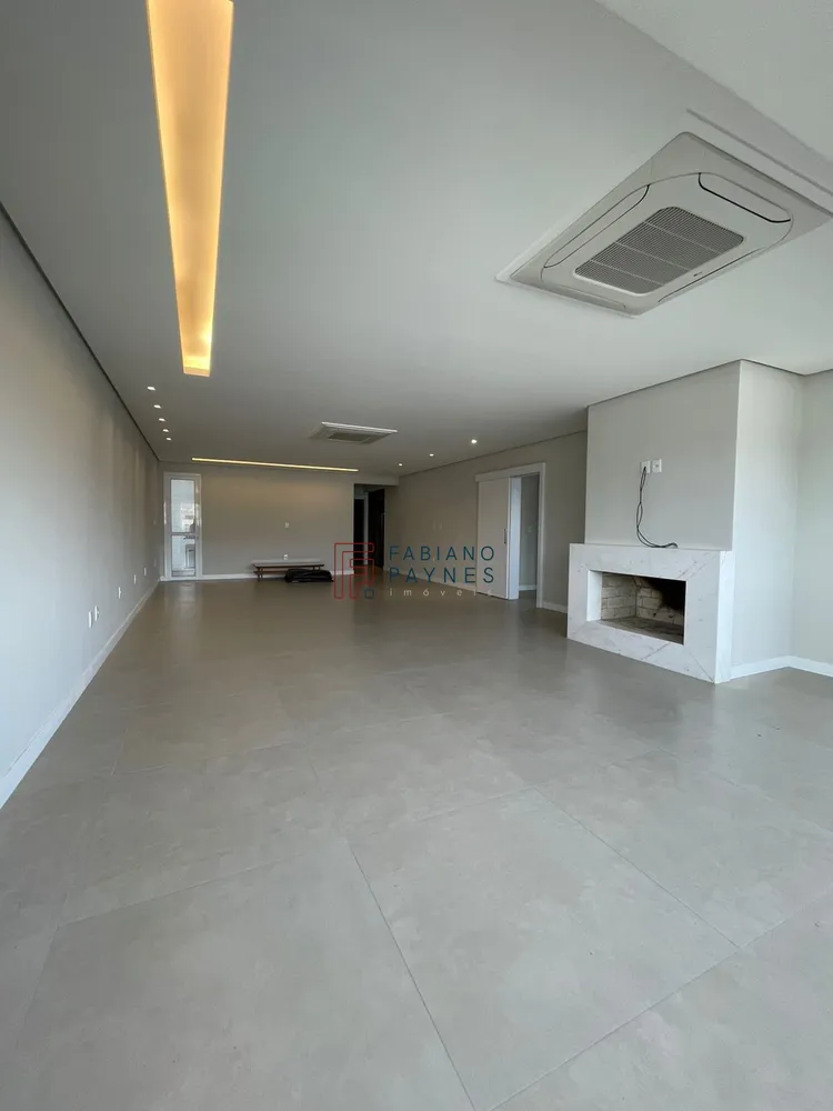 Apartamento, 3 quartos, 211 m² - Foto 4