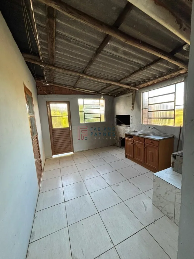 Casa, 3 quartos, 213 m² - Foto 1