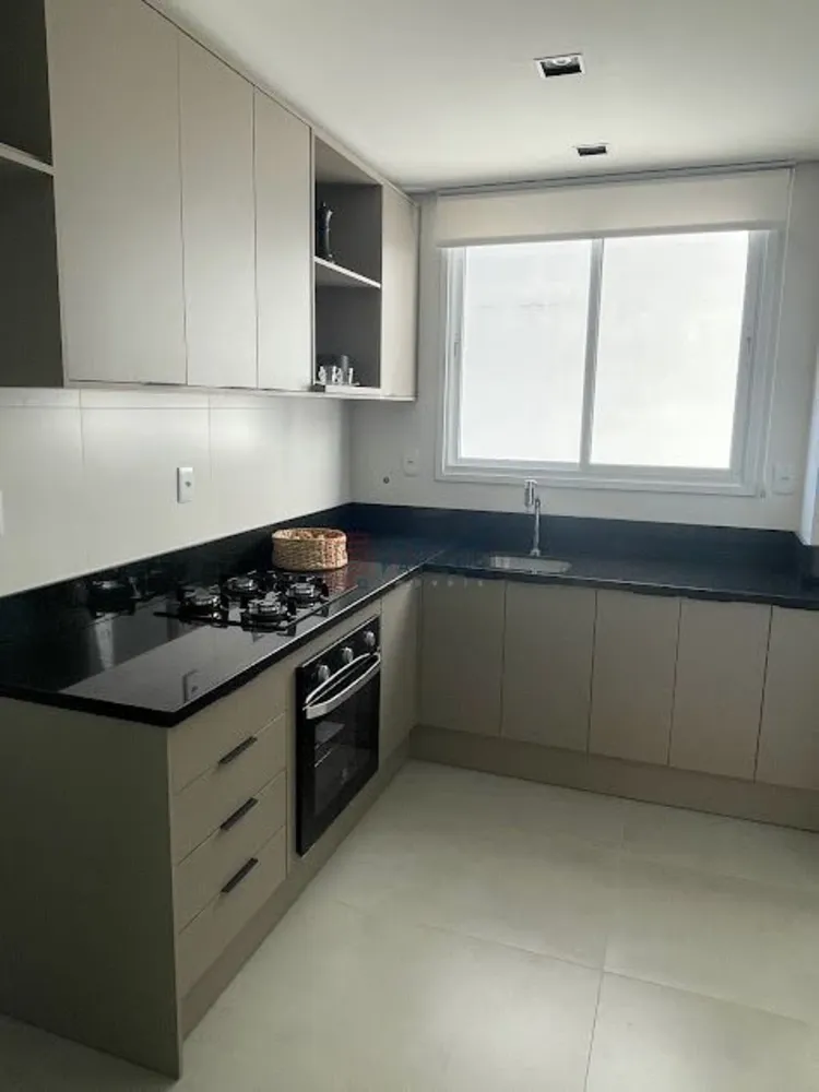Apartamento, 2 quartos, 9492 m² - Foto 4