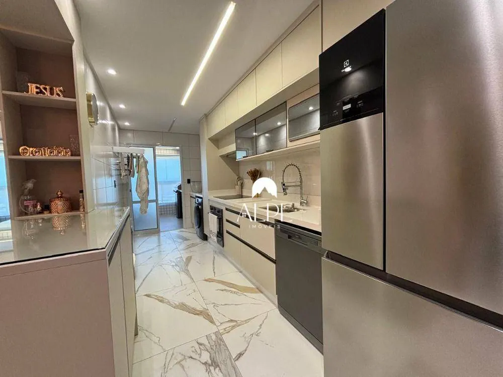 Apartamento, 3 quartos, 126 m² - Foto 2