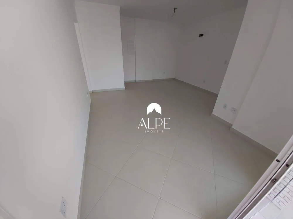 Apartamento, 3 quartos, 121 m² - Foto 2
