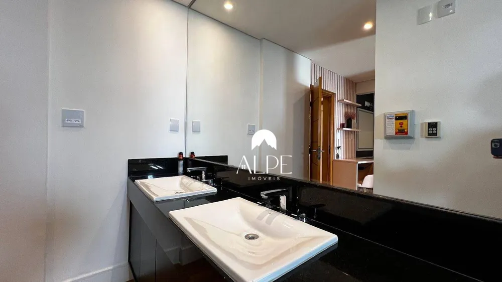 Cobertura, 3 quartos, 257 m² - Foto 14