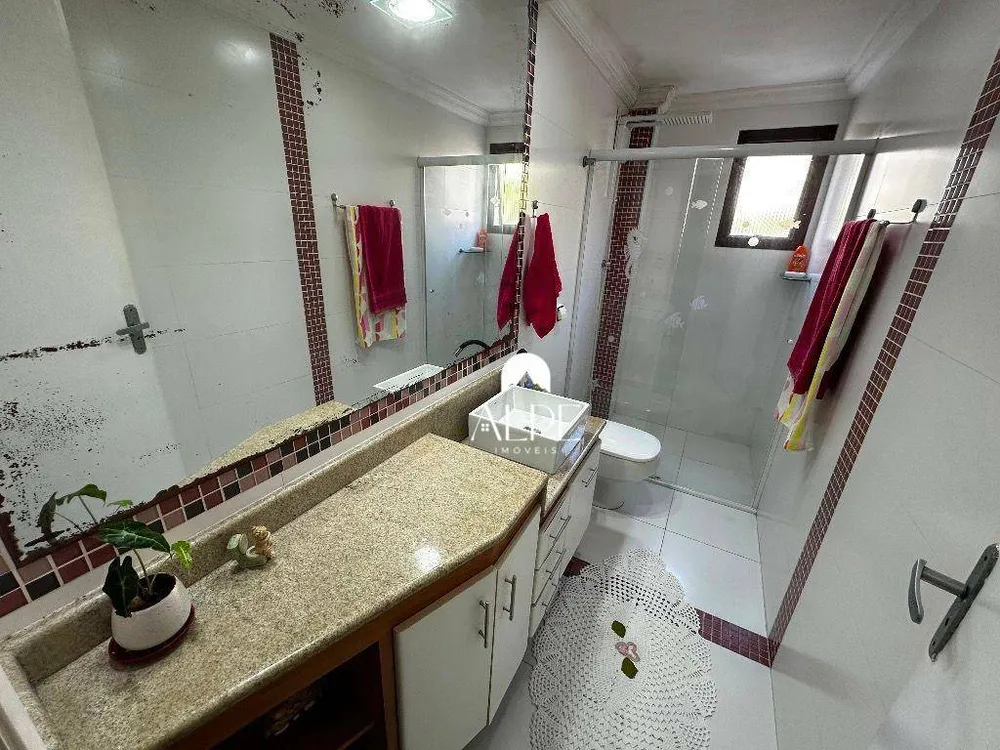 Apartamento, 3 quartos, 113 m² - Foto 2