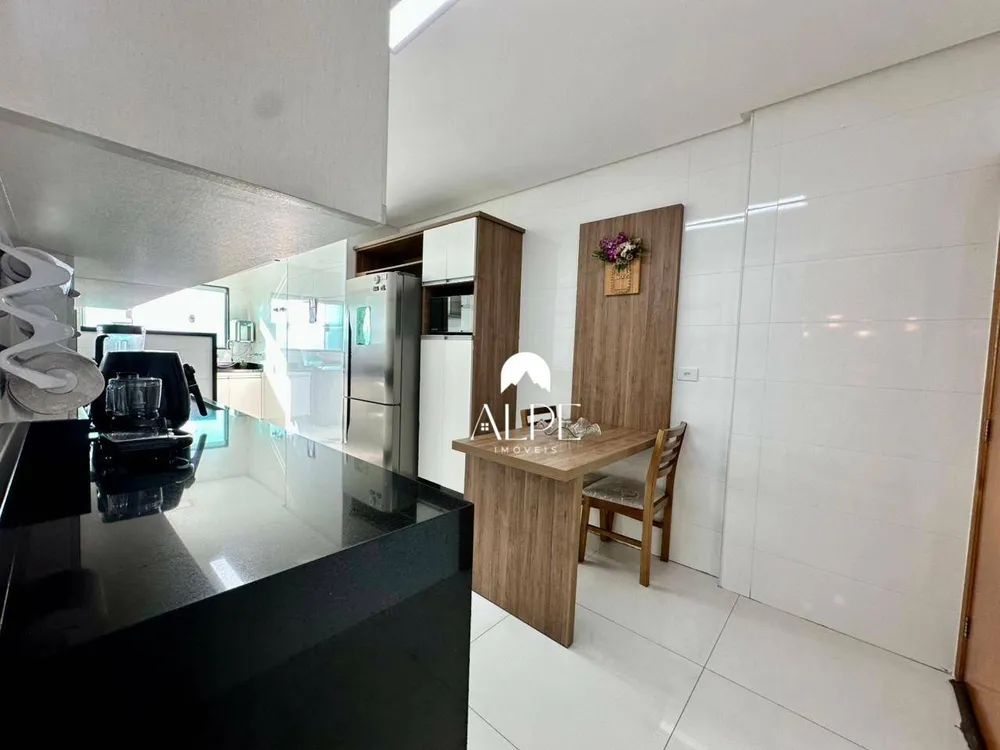 Cobertura, 4 quartos, 281 m² - Foto 5