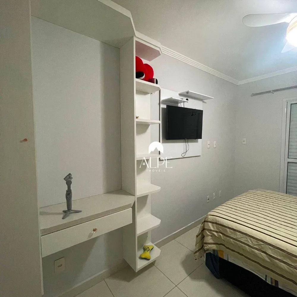 Apartamento, 3 quartos, 120 m² - Foto 2