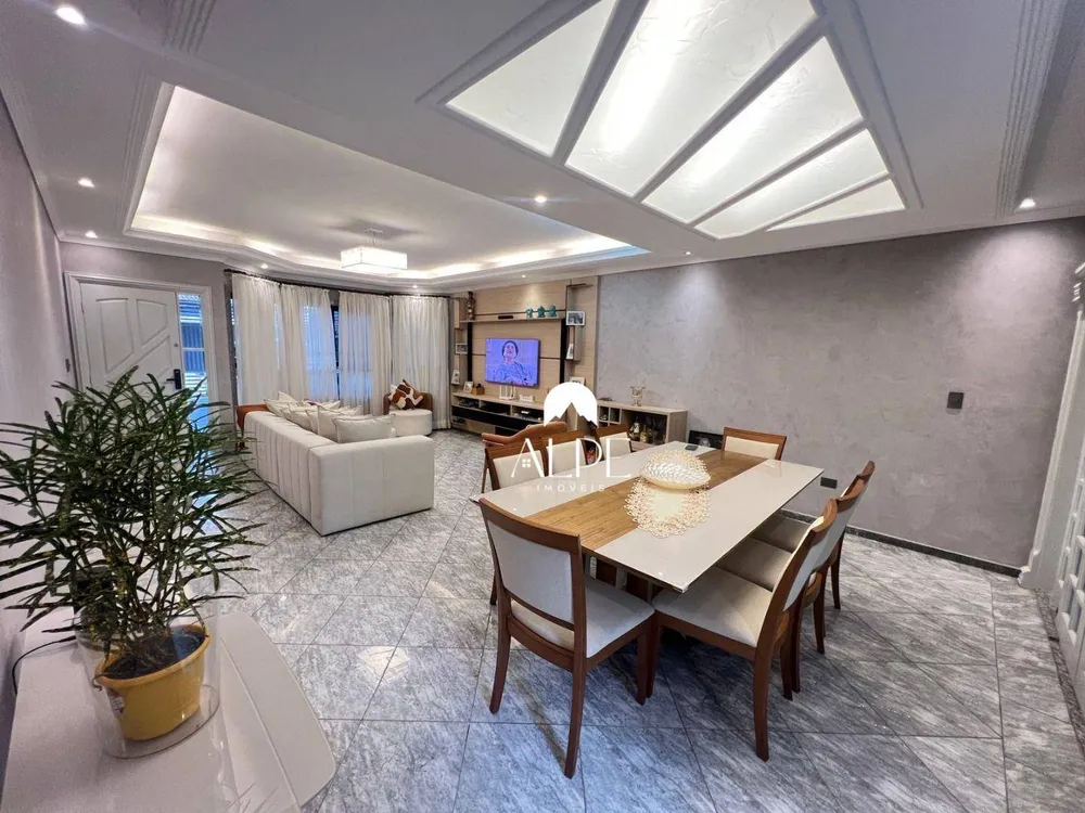 Casa, 3 quartos, 155 m² - Foto 1
