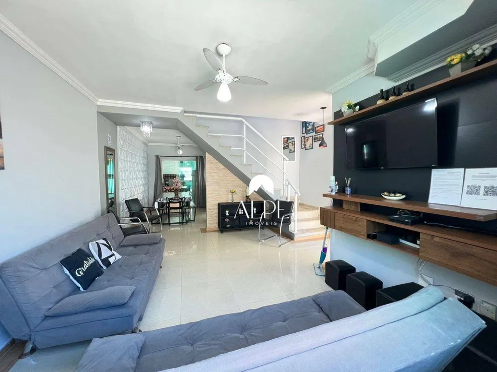 Casa, 3 quartos, 121 m² - Foto 1