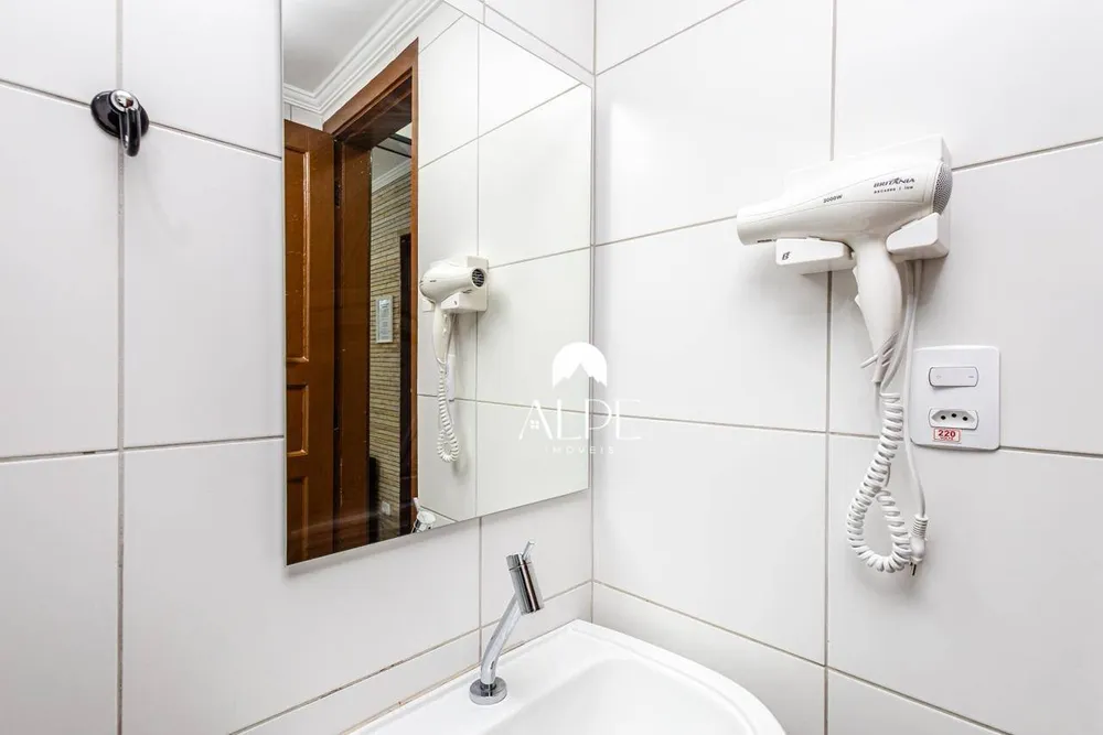 Apartamento, 1 quarto, 27 m² - Foto 2
