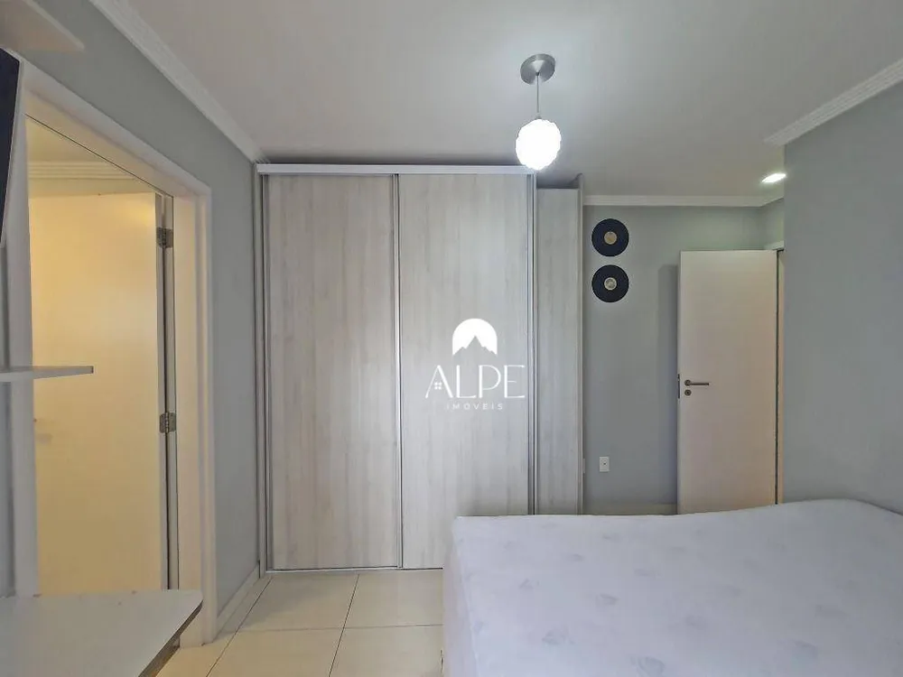 Apartamento, 3 quartos, 122 m² - Foto 1