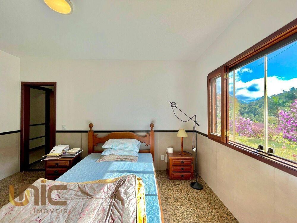 Casa à venda com 5 quartos, 600m² - Foto 7