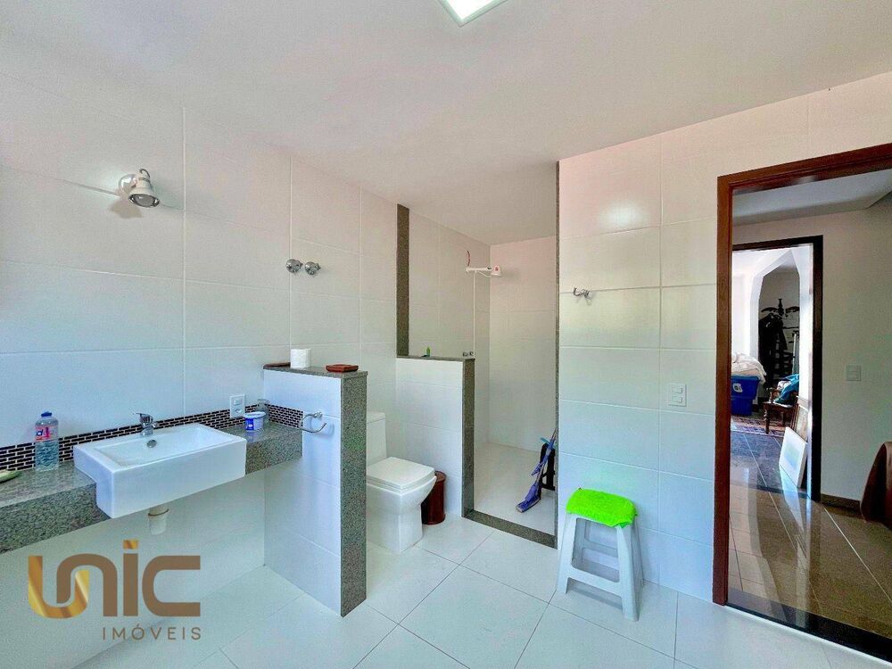 Casa à venda com 5 quartos, 600m² - Foto 10