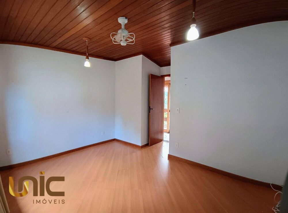 Casa de Condomínio à venda com 3 quartos, 127m² - Foto 4