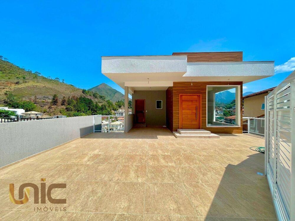 Casa, 3 quartos, 211 m² - Foto 1