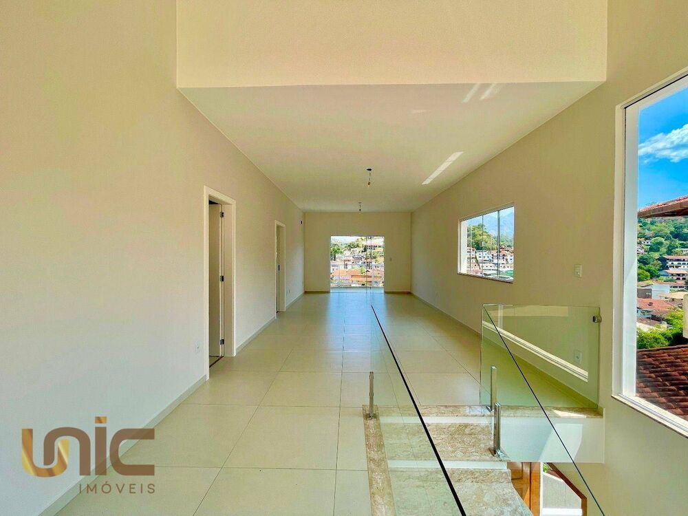 Casa, 3 quartos, 211 m² - Foto 2