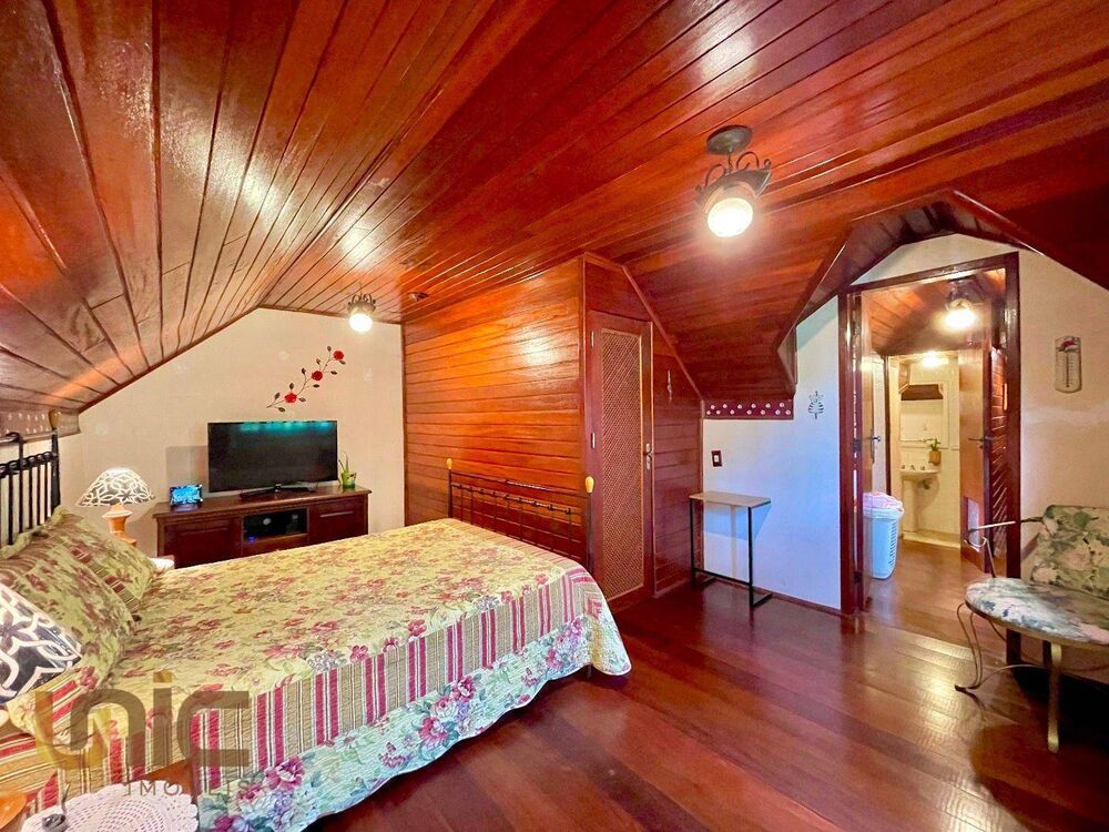 Casa, 3 quartos, 137 m² - Foto 2