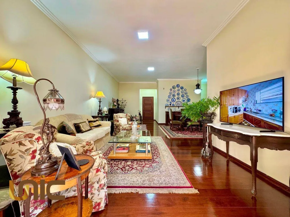 Apartamento, 3 quartos, 186 m² - Foto 1