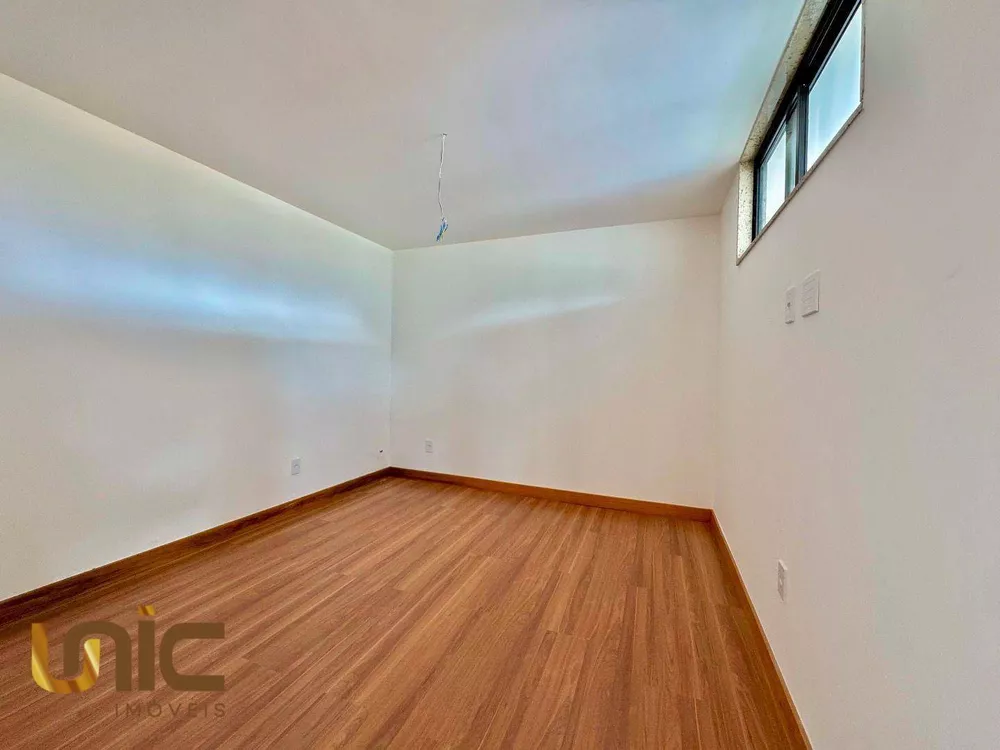 Casa, 5 quartos, 260 m² - Foto 37