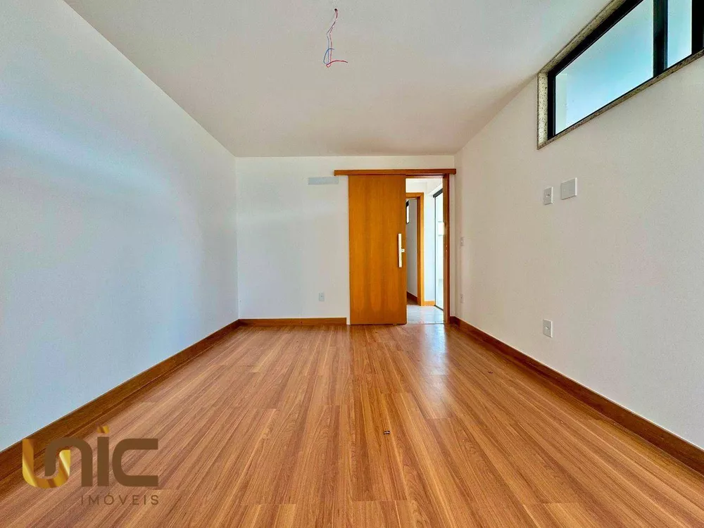 Casa, 5 quartos, 260 m² - Foto 32