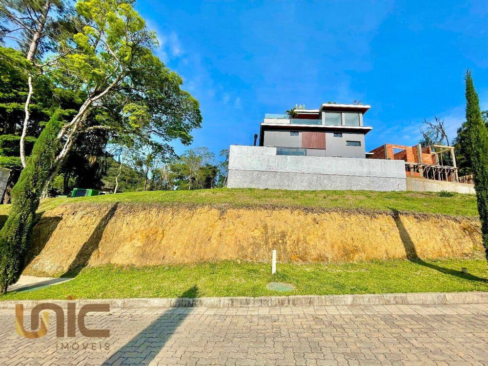 Loteamento e Condomínio, 200 m² - Foto 1