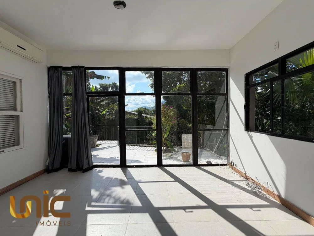 Casa, 3 quartos, 252 m² - Foto 16