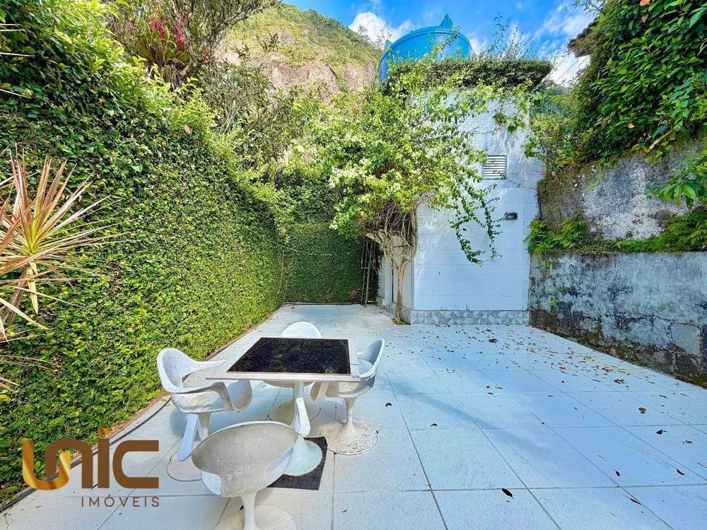 Casa, 3 quartos, 252 m² - Foto 13