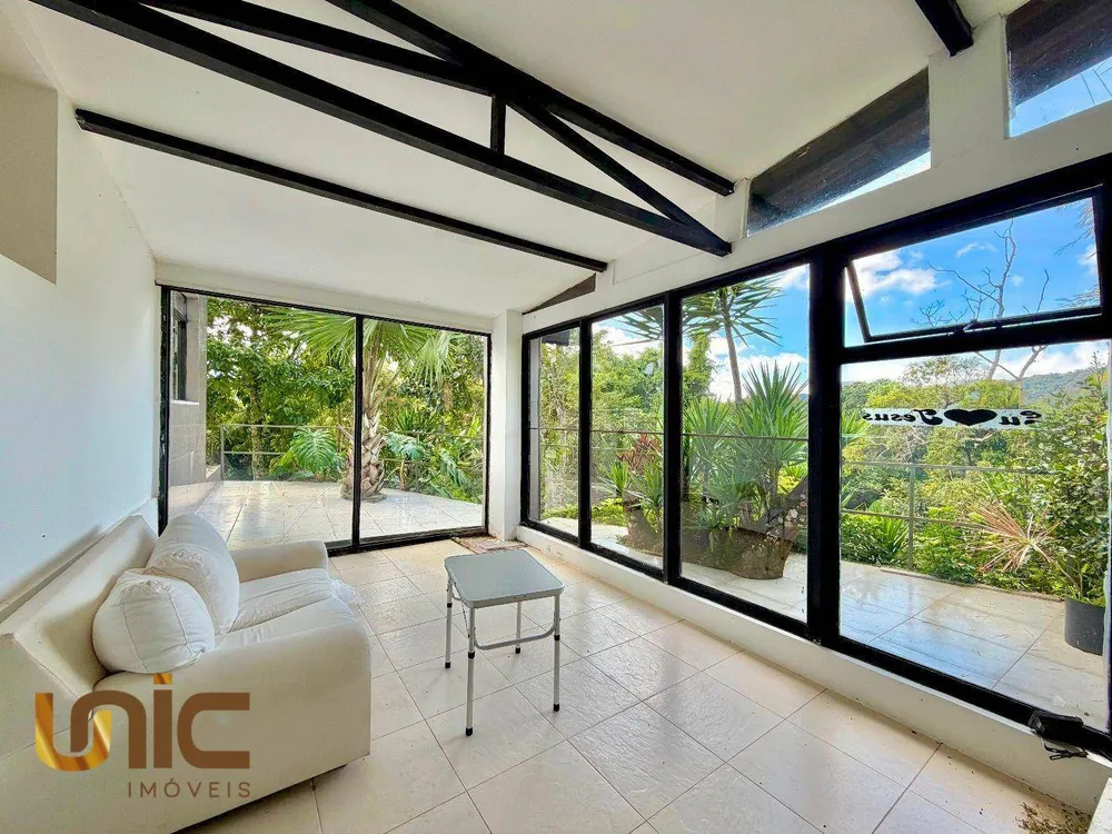 Casa, 3 quartos, 252 m² - Foto 8