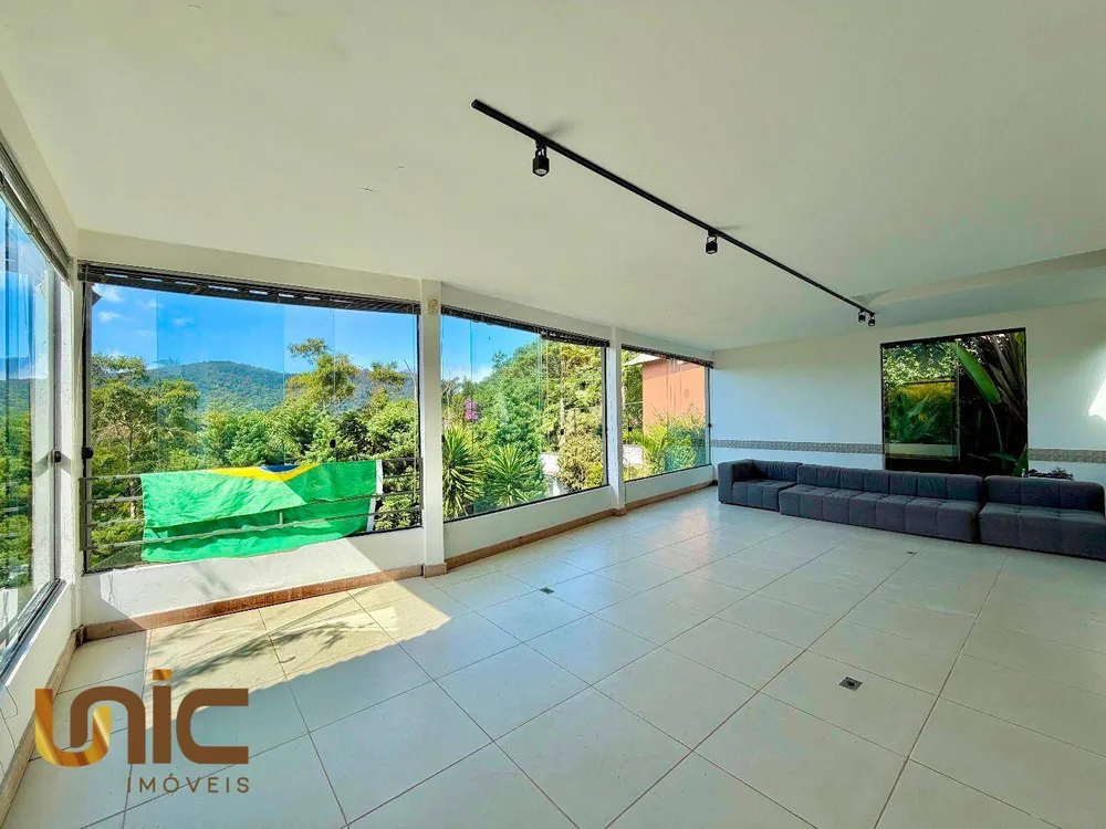 Casa, 3 quartos, 252 m² - Foto 3