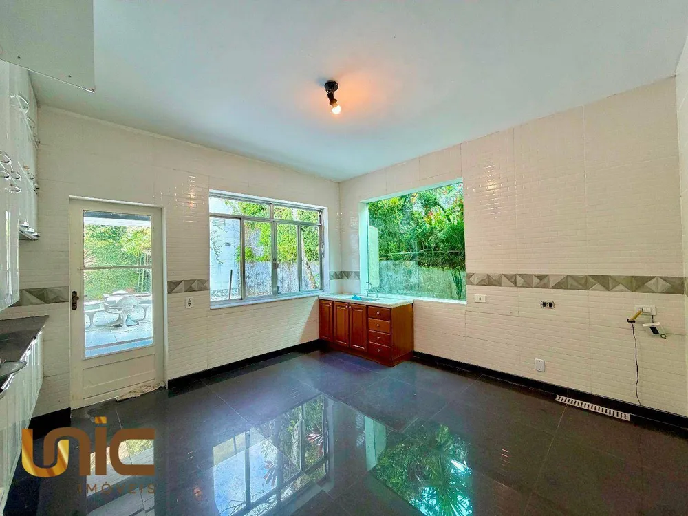 Casa, 3 quartos, 252 m² - Foto 12