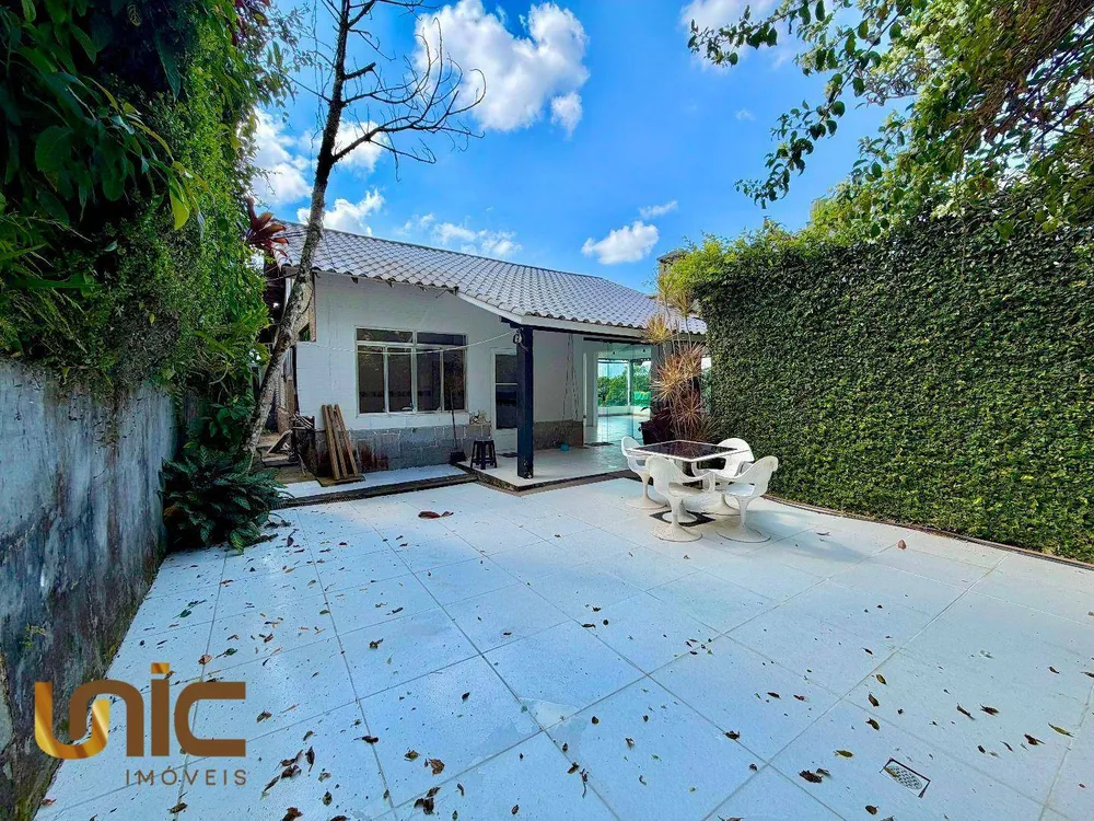 Casa, 3 quartos, 252 m² - Foto 27