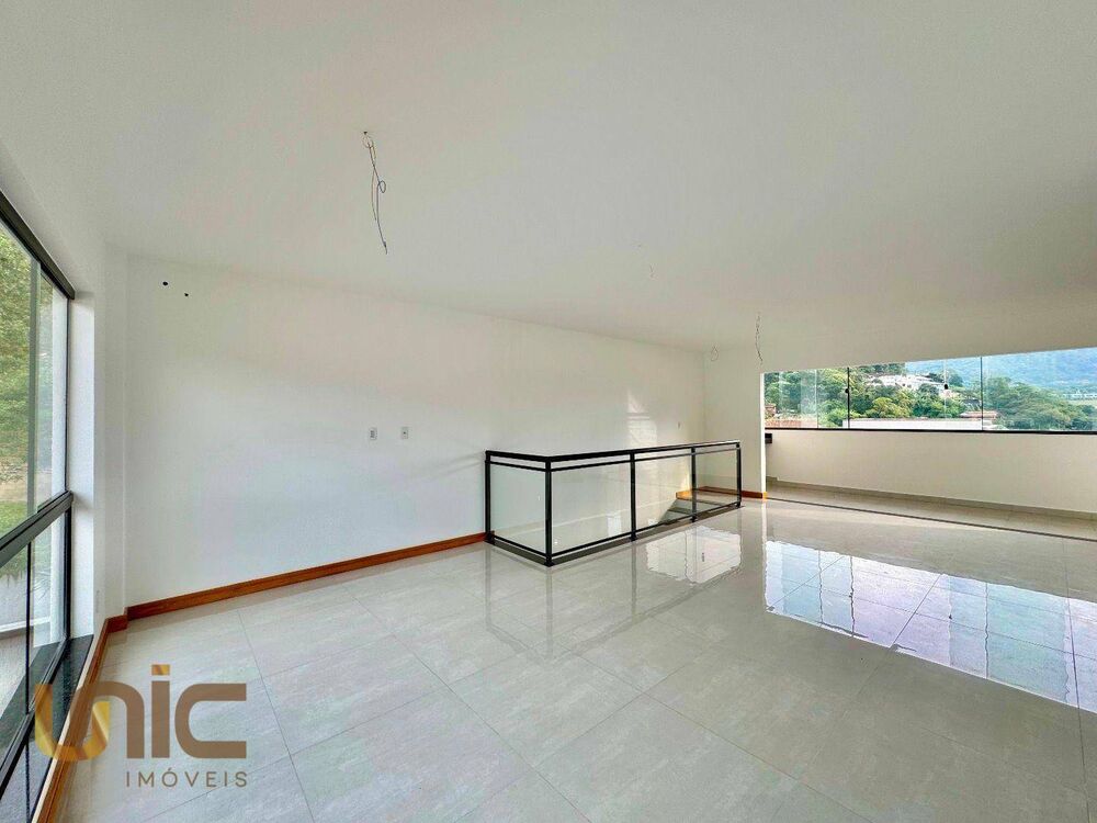 Casa de Condomínio à venda com 3 quartos, 140m² - Foto 3