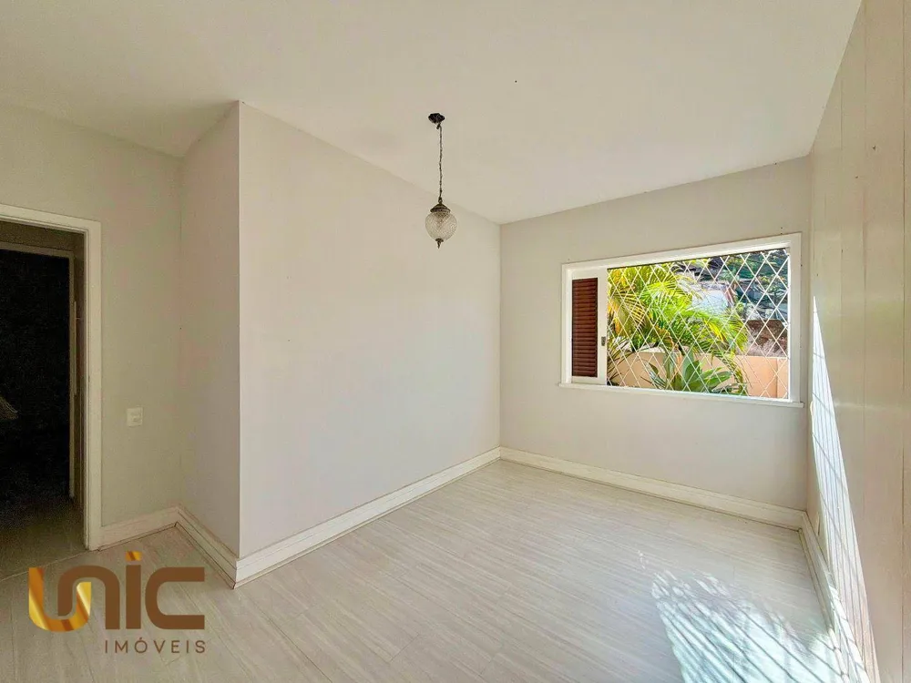 Casa, 5 quartos, 286 m² - Foto 11