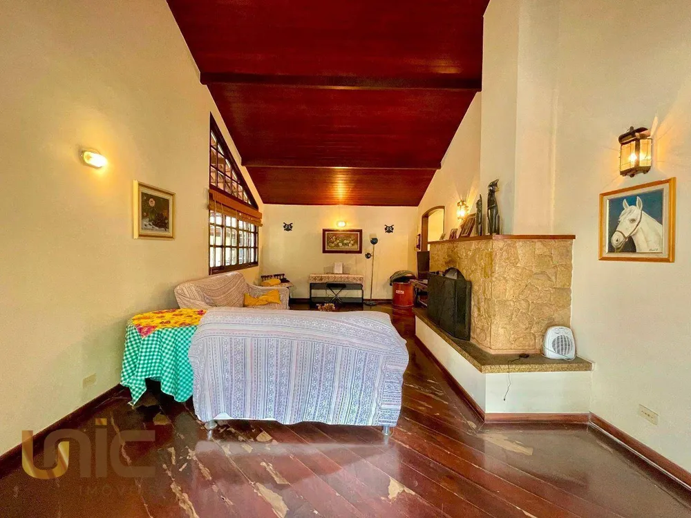 Casa, 3 quartos, 239 m² - Foto 8