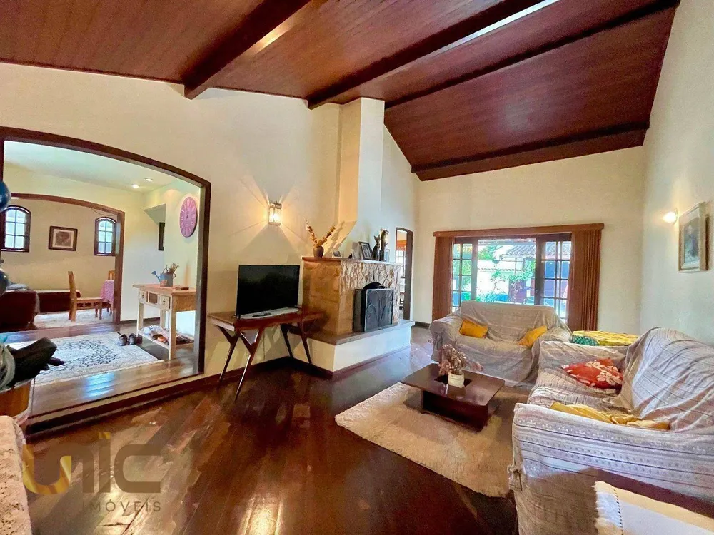 Casa, 3 quartos, 239 m² - Foto 7