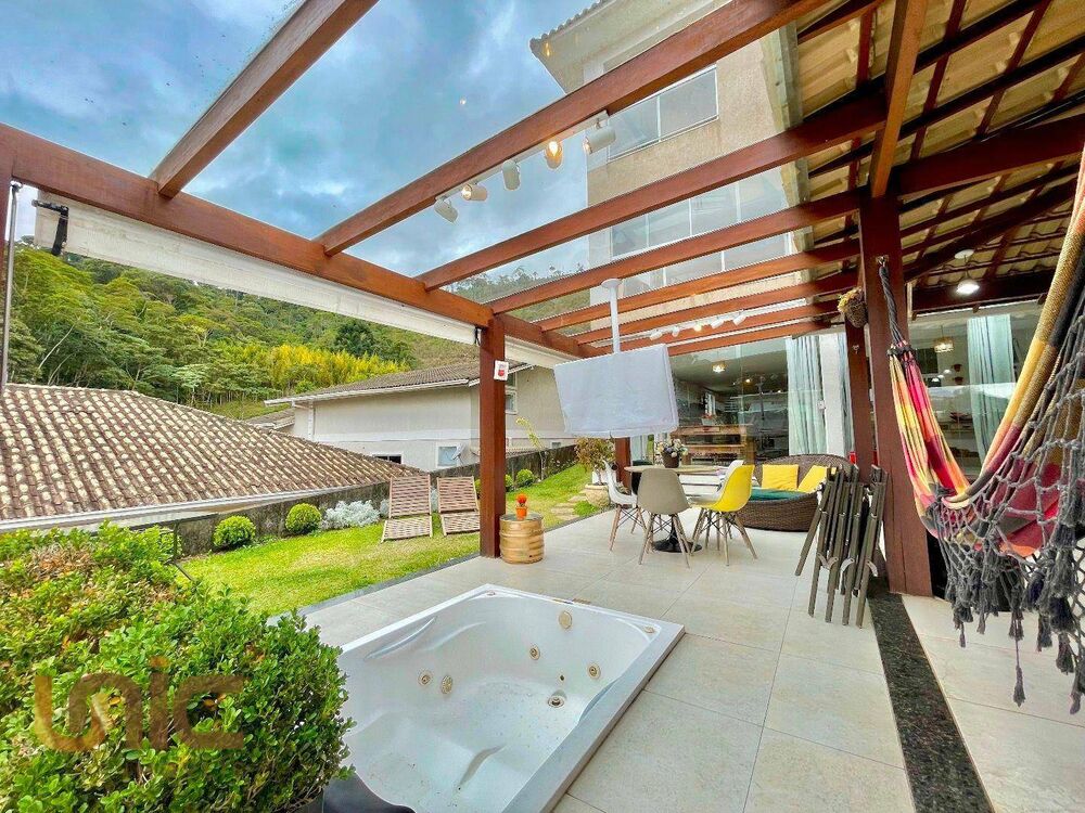 Casa de Condomínio à venda com 3 quartos, 310m² - Foto 23