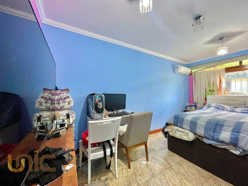 Casa, 4 quartos, 250 m² - Foto 11