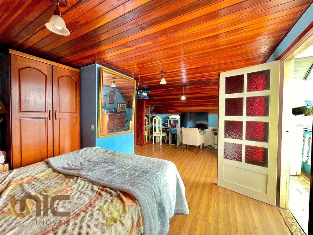 Casa, 4 quartos, 250 m² - Foto 18