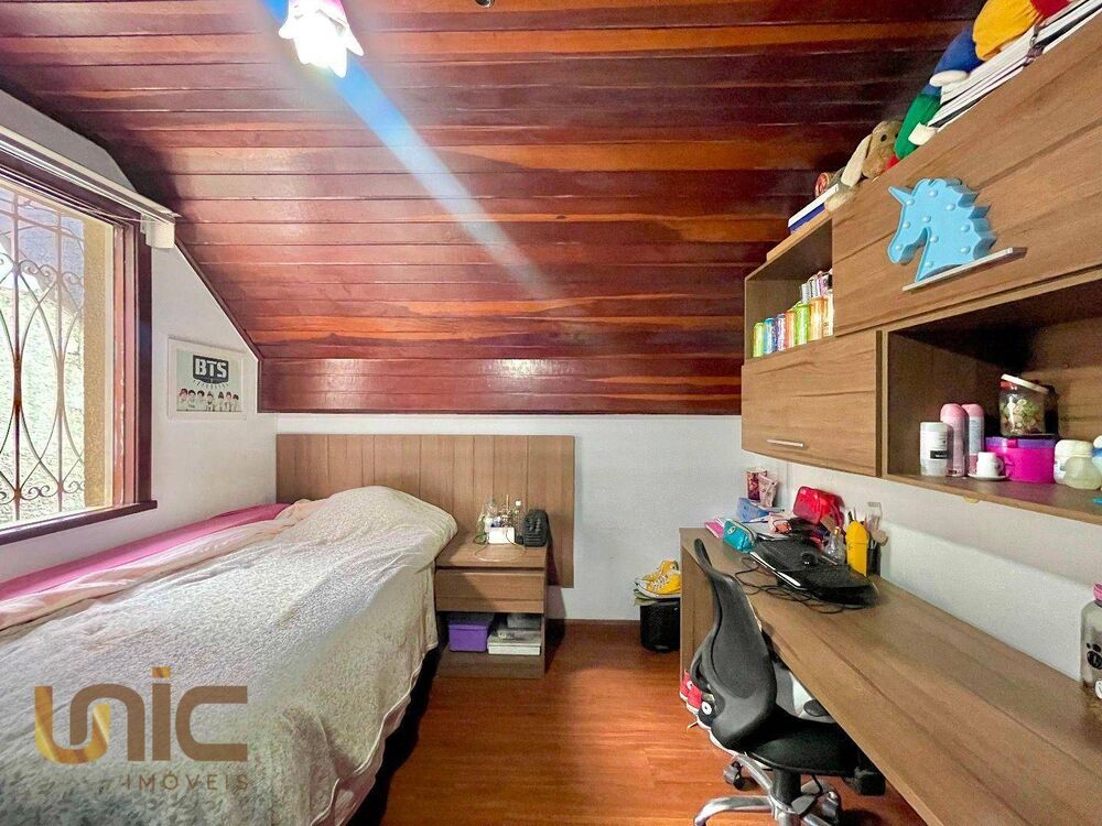 Casa, 4 quartos, 250 m² - Foto 23