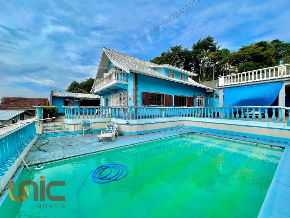 Casa, 4 quartos, 250 m² - Foto 1