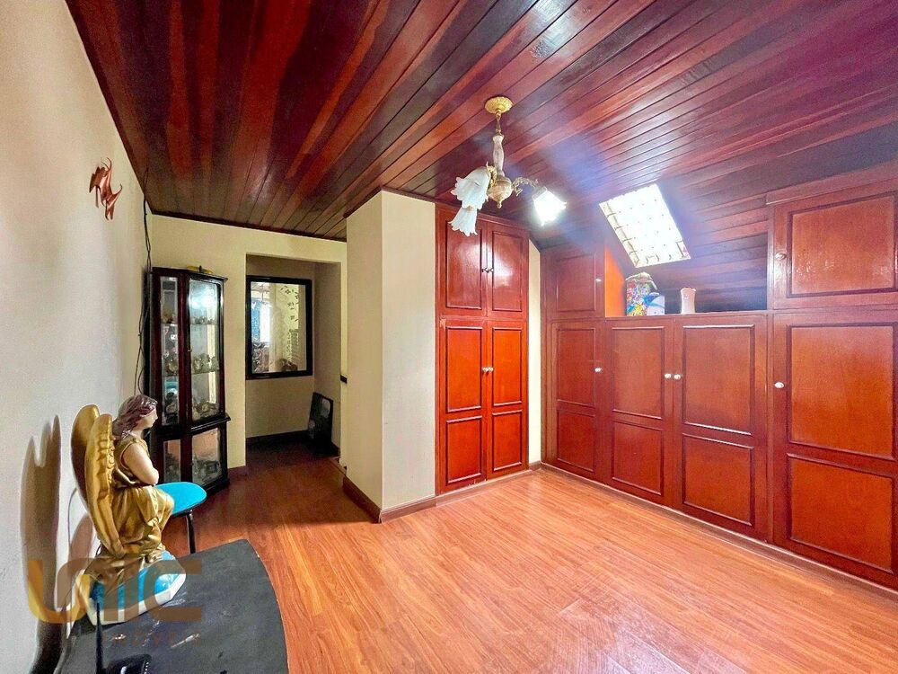 Casa, 4 quartos, 250 m² - Foto 16