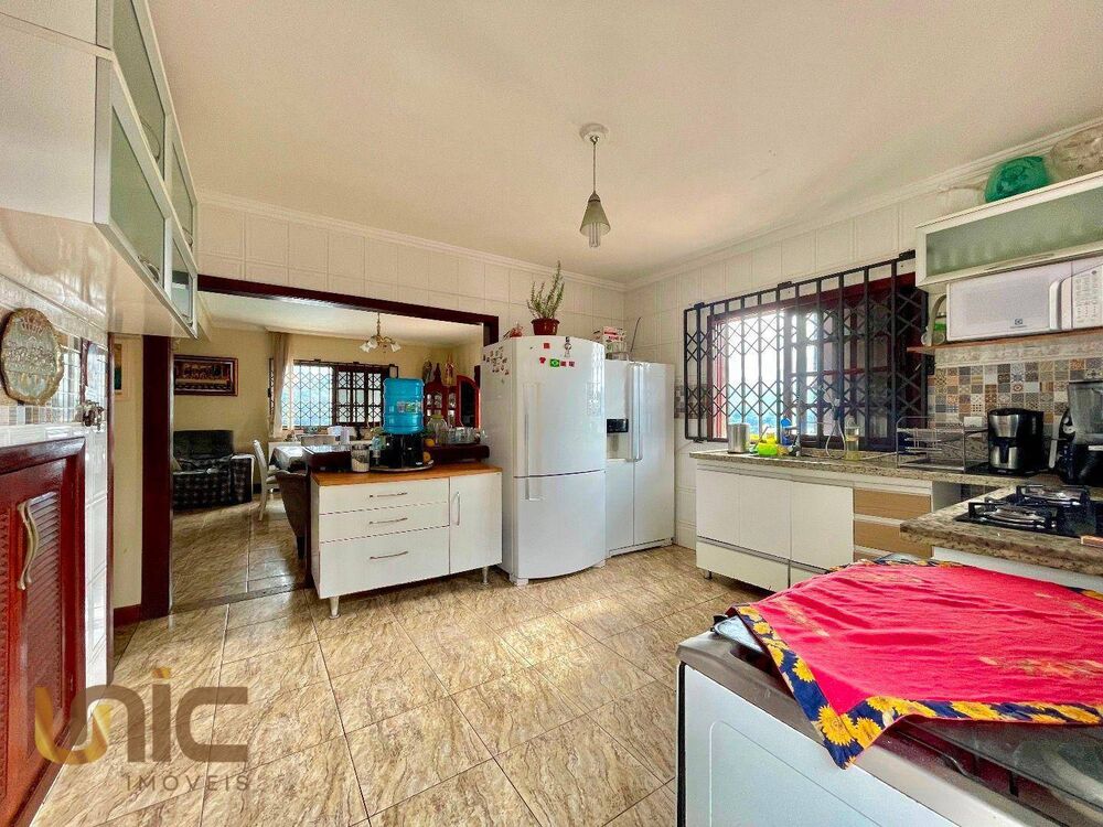 Casa, 4 quartos, 250 m² - Foto 8