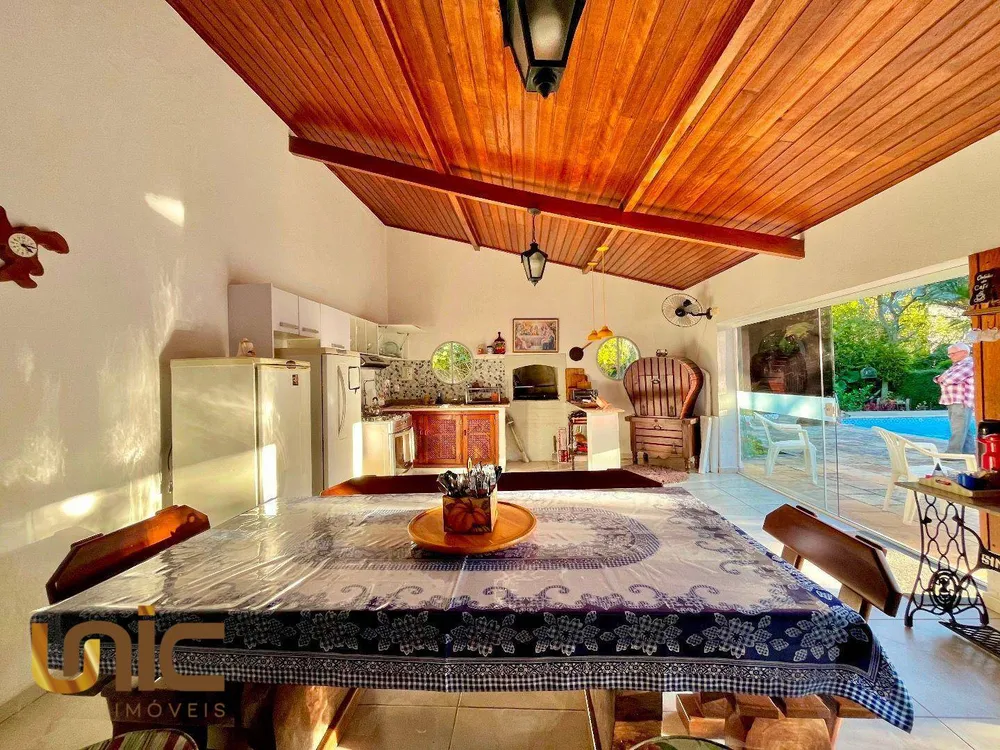 Casa, 3 quartos, 235 m² - Foto 48