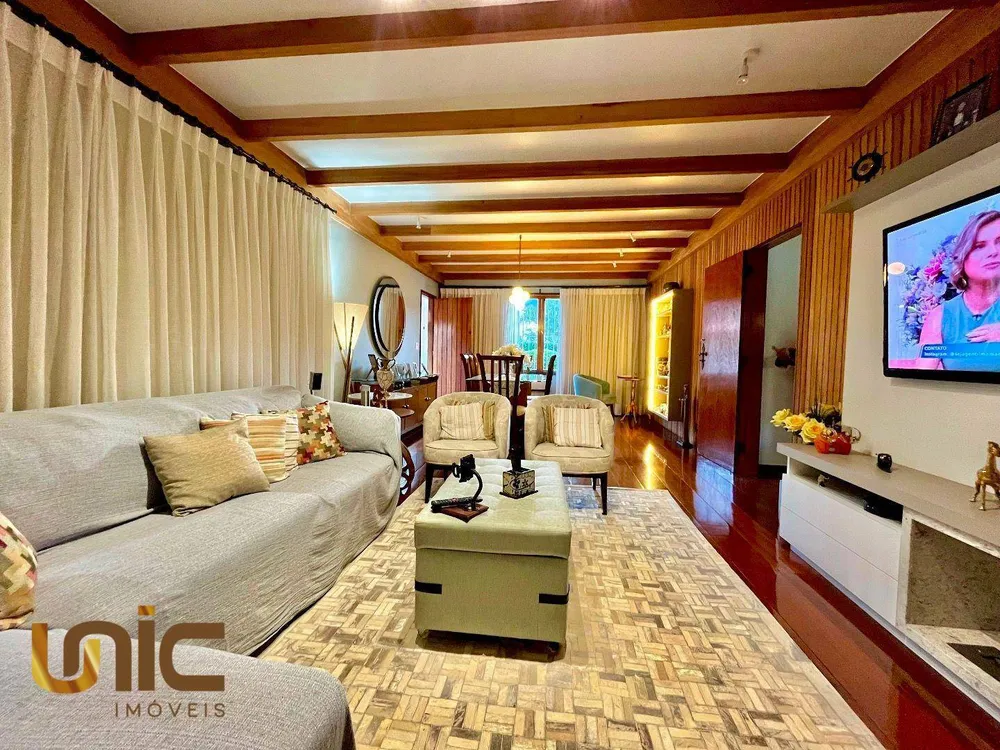 Casa, 3 quartos, 235 m² - Foto 6